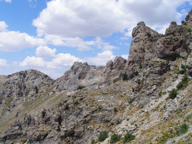 Скалы Каржантау